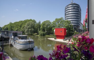 One Man House auf der Inselspitze im Heilbronner Neckar | © Heilbronn Marketing GmbH/Jürgen Häffner