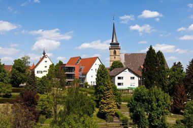 Martinskirche und Rathaus in Großingersheim | © Gemeinde Ingersheim