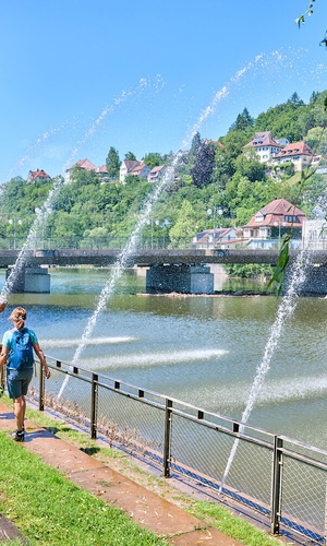 Wasserfontänen am Kocher in Künzelsau | © Touristikgemeinschaft Hohenlohe e. V. | Florian Trykowski