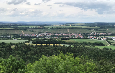 Blick auf Paffenhofen vom Weißen Steinbruch | Pfaffenhofen | © RudolfSimon - Eigenes Werk