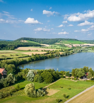 Blick auf den Aalkistensee und die Landschaft | © Naturpark Stromberg Heuchelberg