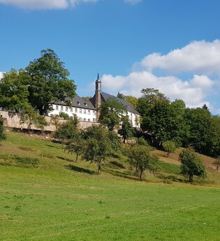 Abtei Neuburg mit Klosterhof und Brauerei | © Heidelberg Marketing GmbH / Steffen Schmid