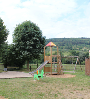 Am ehemaligen Rathaus | © Hohenloher Perlen