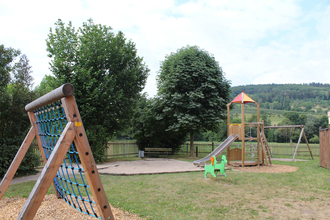 Am ehemaligen Rathaus | © Hohenloher Perlen