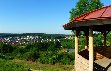 Aussichtspavillon in den Weinbergen | © Beate Otto
