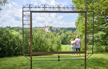 Bildrahmen mit Ausblick aufs Städtle von Vellberg | © Hohenlohe + Schwäbisch Hall Tourismus e. V.