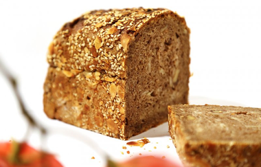 ein aufgeschnittenes Apfel-Kastenbrot | © Hohenloher Perlen