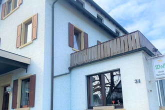 Außenansicht der Bahnhofgaststätte in Mauer