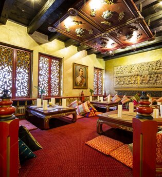 Thai-Tische im Restaurant Ban Thai | © Ban Thai