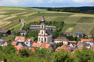 Barockkirche St. Martin mit Ölberg in Stein | © © Peter Frischmuth/TLT