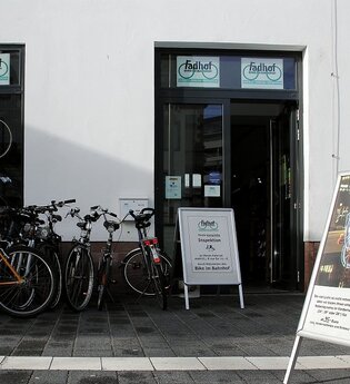 Bike im Bahnhof Weinheim | © TI Weinheim