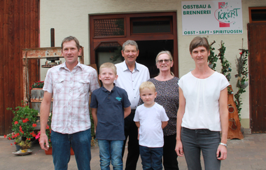 Familie Ickert von der Brennerei Ickert | © Hohenlohe Schwäbisch Hall