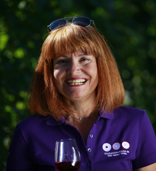 Brigitte Riemer | Weinerlebnisführerin | Weinerlebnistouren im HeilbronnerLand | © Markus Berroth