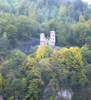 Burg Schadeck bei Neckarsteinach | © Touristikgemeinschaft Odenwald e.V.