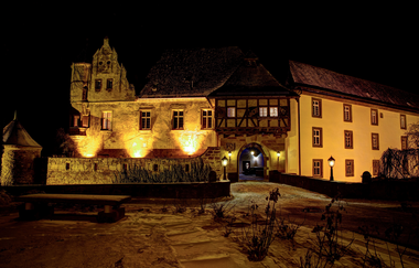 Blick auf die Burg Stettenfels bei Nacht | HeilbronnerLand | © Burg Stettenfels GmbH