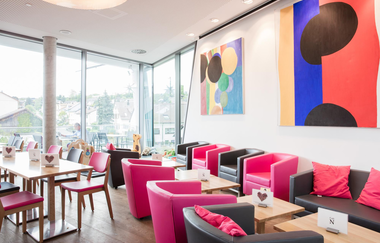 Beilstein Bäckerei Café N | Sitzbereich mit Kinderecke | © Bäckerei Konditorei Nestel GmbH