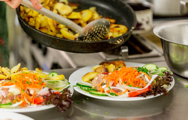 Regionale Speisen im Hofcafé Weingut Kurz | Heilbronn | HeilbronnerLand | © Hofcafé Kurz