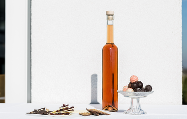 Selbstgemachter Likör und Pralinen vom Hofcafé Weingut Kurz  | Heilbronn | HeilbronnerLand | © Hofcafé Kurz