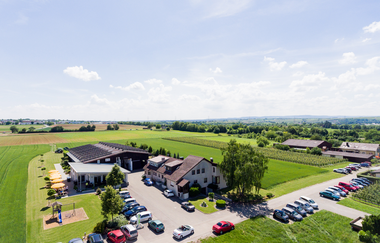Außenansicht vom Hofcafé Weingut Kurz | Heilbronn | HeilbronnerLand
