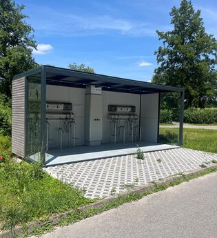 Charger Cube am Kreuzbergsee