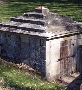 Schellenbrunnen, Zweiflingen, Hohenlohe | © Hohenloher Perlen
