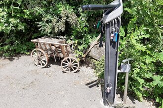 RadSERVICE-Punkt Dorfkäserei Geifertshofen | © Hohenlohe + Schwäbisch Hall Tourismus e. V.