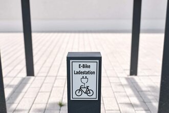 E-Bike Ladestation am Rathaus | © TMBW