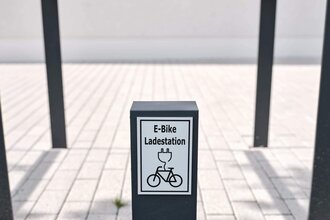 E-Bike Ladestation am Rathaus | © TMBW