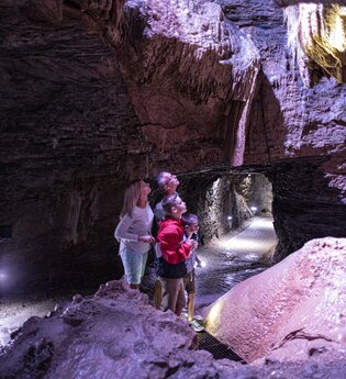 Eberstadter Tropfsteinhöhle | © Touristikgemeinschaft Odenwald/Barbara Wagner