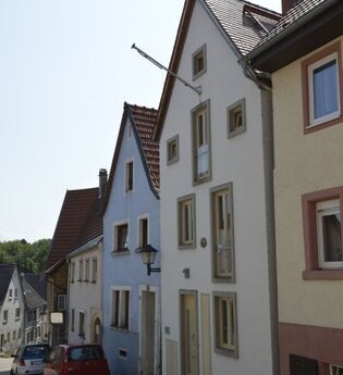 Ein modernes Haus gut eingefügt | © Foto von Marcel Hasübert