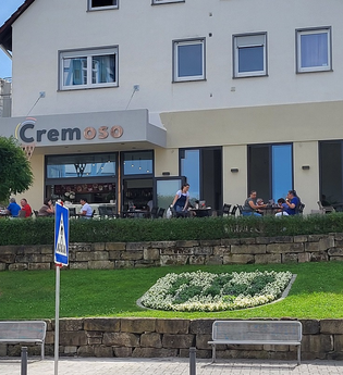 Eiscafé  Cremoso in Obersontheim: Außenansicht | © Hohenlohe + Schwäbisch Hall Tourismus e. V.