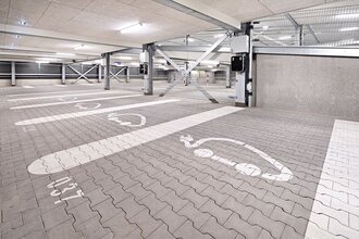Elektroladesäule Dr. -Sieber-Halle