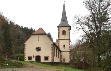 Evangelische Kirche Heiligkreuz bei Weinheim | © Dorothea Burkhardt
