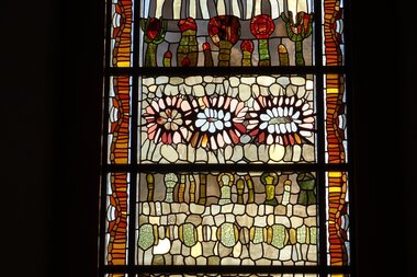 Evangelische Kirche Waldkatzenbach Fenster | © Tourist-Information in der Katzenbuckel-Therme