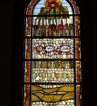 Evangelische Kirche Waldkatzenbach Fenster | © Tourist-Information in der Katzenbuckel-Therme