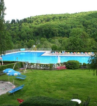 Freibad Neudenau | direkt an der Jagst | HeilbronnerLand | © Stadt Neudenau