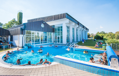 Freizeitbad in Edingen-Neckarhausen | © Marcus Schwetasch