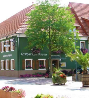 Außenansicht des Gasthaus zum Ochsen in Mauer