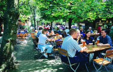 Gasthaus zur Altweibermühle | Erlebnispark Tripsdrill | Biergarten | © Neckar-Zaber-Tourismus e. V.