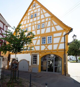 Geistliches Verwaltungsbandhaus und Fruchtkasten | © Stadt Brackenheim | Claudia Fy