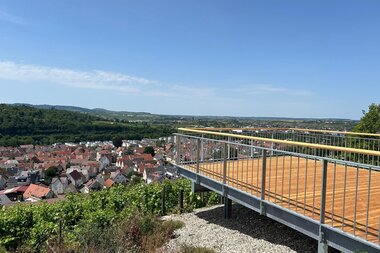 Oberhalb der Weinberge liegt der Genussplatz im Forst | © Gemeinde Gemmrigheim