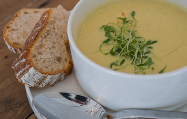 Goetz Tagesbar in Schrozberg mit regionalen Speisen | © Hohenlohe + Schwäbisch Hall Tourismus e. V.