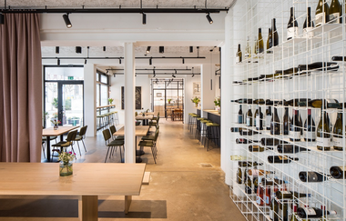 Goetz Tagesbar in Schrozberg: Innenansicht | © Hohenlohe + Schwäbisch Hall Tourismus e. V.