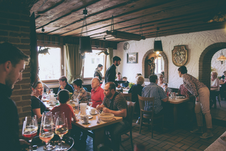 Goldener Besen Gastraum| Erlenbach | HeilbronnerLand | © Zum Goldenen Besen