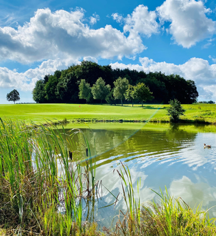 Idylle am Golfplatz Mudau / Odenwald | © Golfclub Mudau und Freizeitanlagen GmbH
