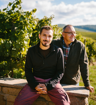 Christoph und Reinhard Golter am Helfenberger Schlossberg | Ilsfeld | Heilbronner Land | © Golter -Weingut im Klee GbR
