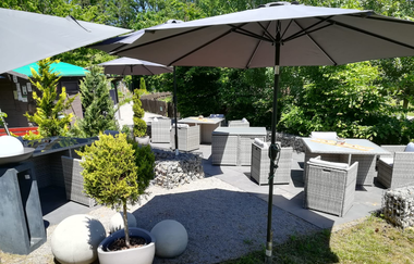 Entspannte Lounges in der Greifvogelanlage am Spatzenwald | Wüstenrot | HeilbronnerLandEntspannte Lounges in der Greifvogelanlage am Spatzenwald | Wüstenrot | HeilbronnerLand | © Greifvogelanlage am Spatzenwald