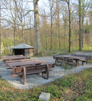 Grill- und Rastplatz Heuberghütte | Eberstadt im HeilbronnerLand | © Gemeinde Eberstadt | Touristikgemeinschaft HeilbronnerLand e.V.