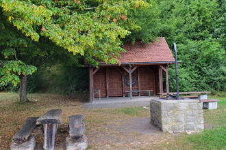 Grillplatz in Vellberg-Talheim: Rastplatz mit Grill bei Sportanlage TSV Vellberg | © Hohenlohe + Schwäbisch Hall Tourismus e. V.
