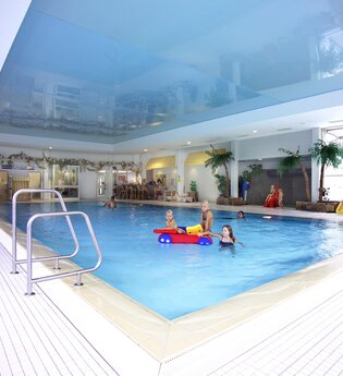 Hallenbad & Sauna Sachsenheim | © Land der 1000 Hügel - Kraichgau-Stromberg